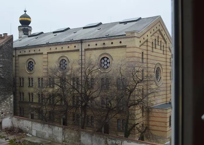 Synagogue View