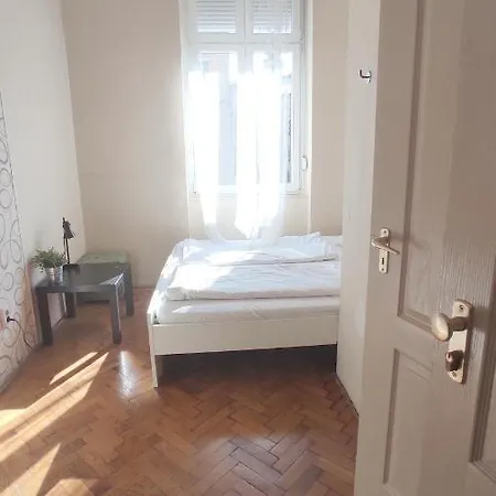 Pensionat Synagogue View