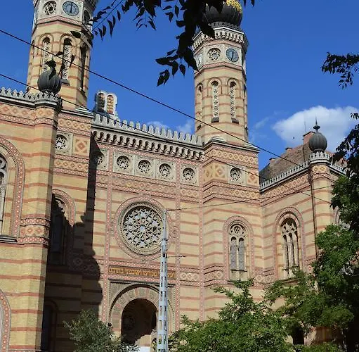 Pensiune Synagogue View *