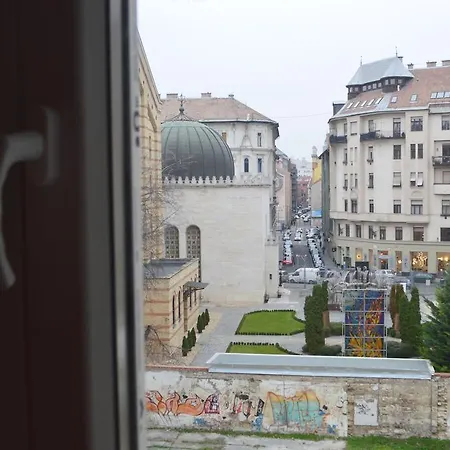 בית הארחה Synagogue View בודפשט