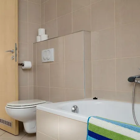 Synagogue View * Budapest